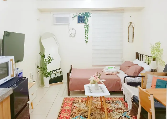 Urban Deca Homes Tondo - By Adstaycation Apartment *